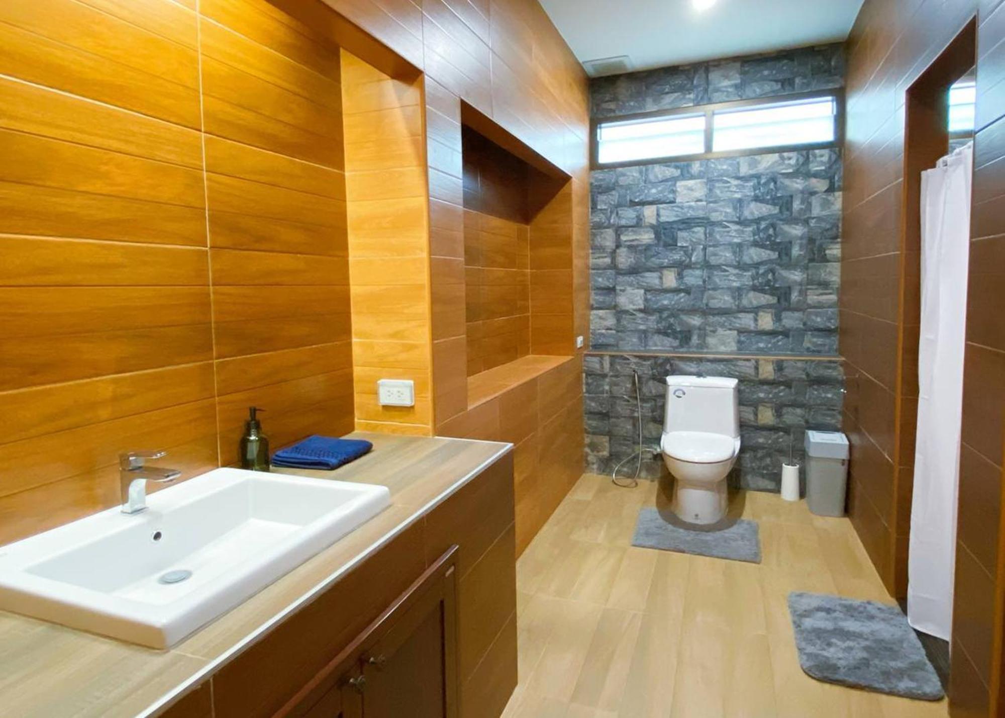 Sanaepatan Home Resort - เสน่ห์ป่าตาล โฮม รีสอร์ต Ban Buak Khang Esterno foto